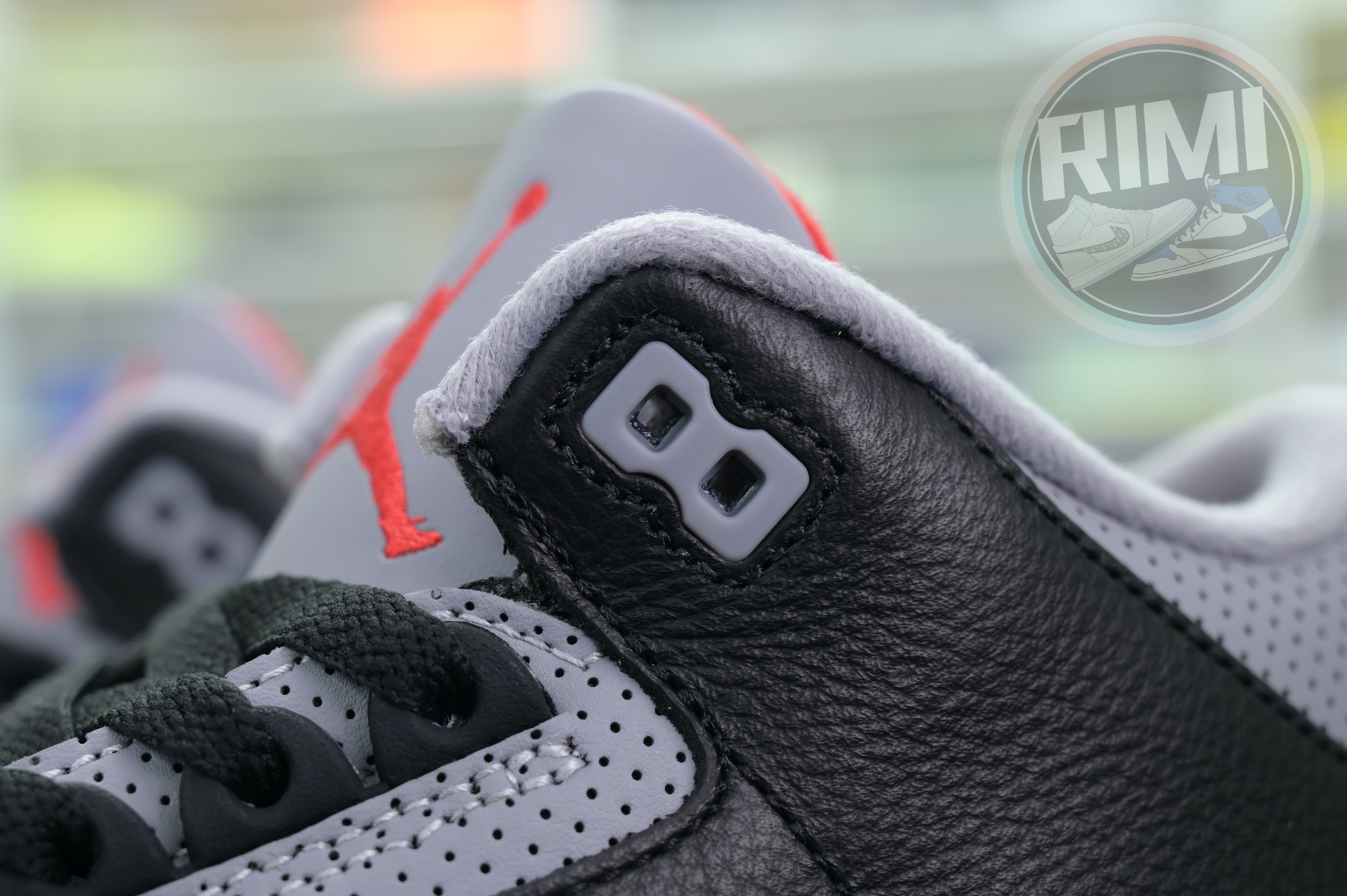 Air Jordan 3“Black Cement Reimagined”