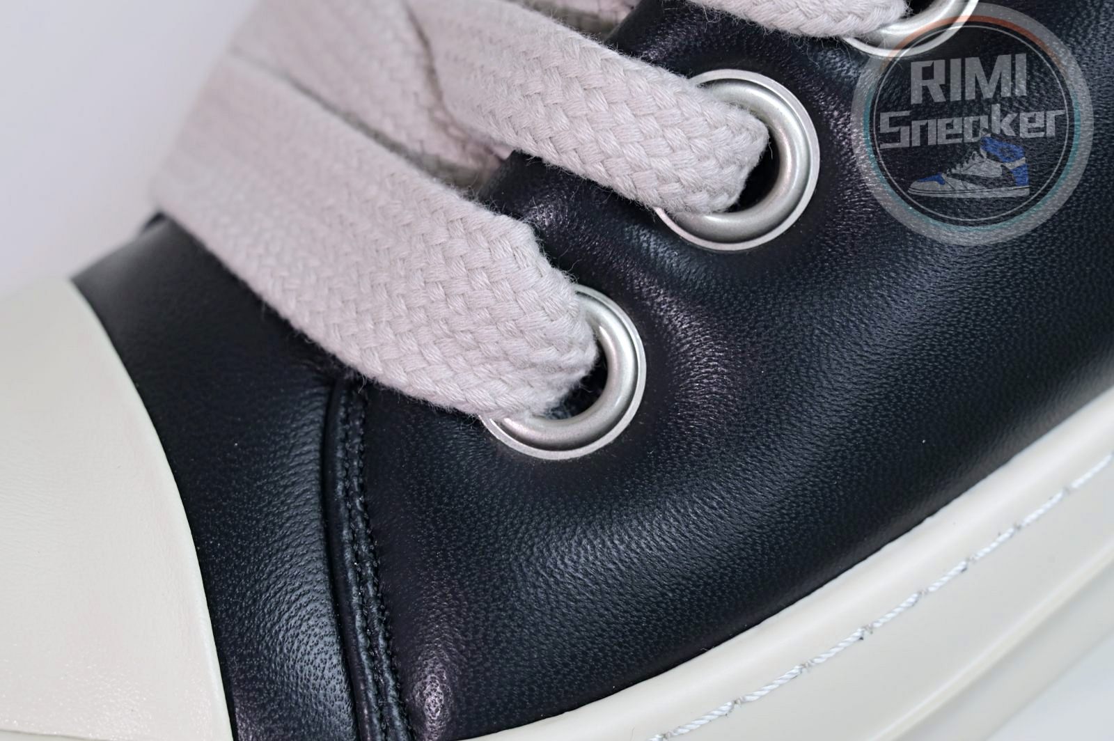 Rick Owens Jumbo Laced Padded Low Black Milk