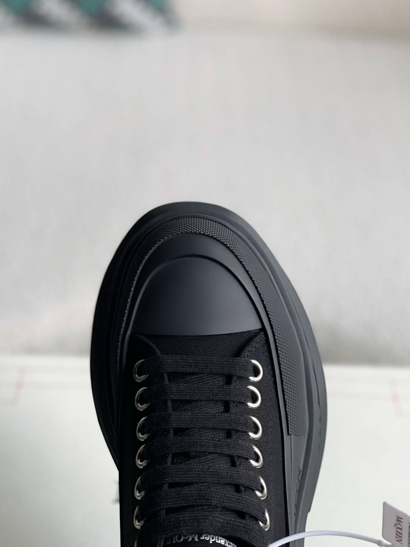 Alexander McQueen  Sneakers