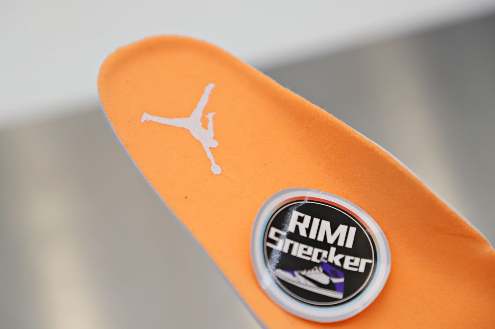 WMNS AIR JORDAN 11 RETRO LOW