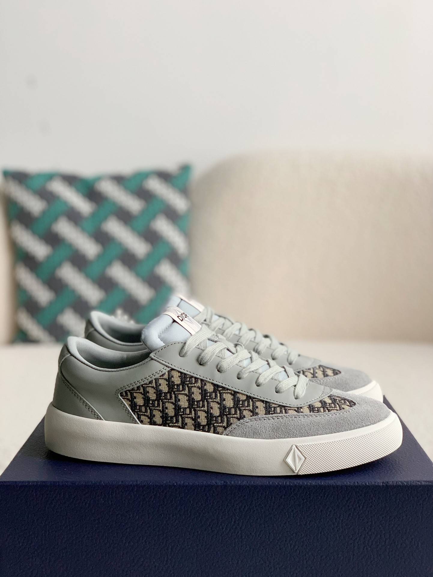 D*OR B23 low Sneaker