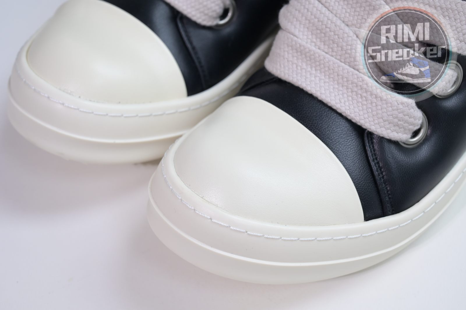 Rick Owens Jumbo Laced Padded Low Black Milk