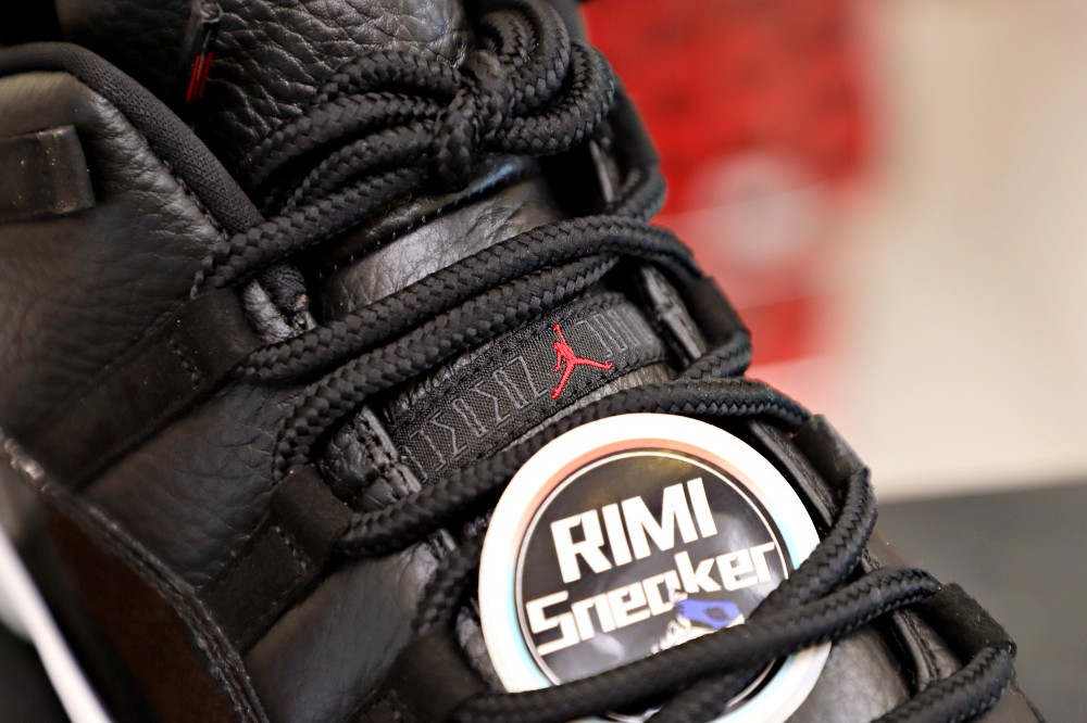 AIR JORDAN 11 RETRO LOW 72-10