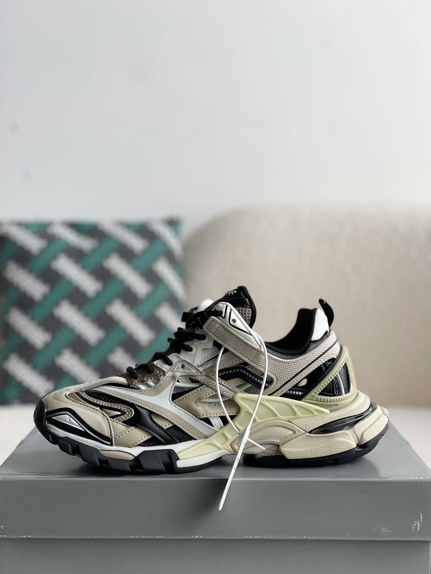 BLCG Runner Sneakers