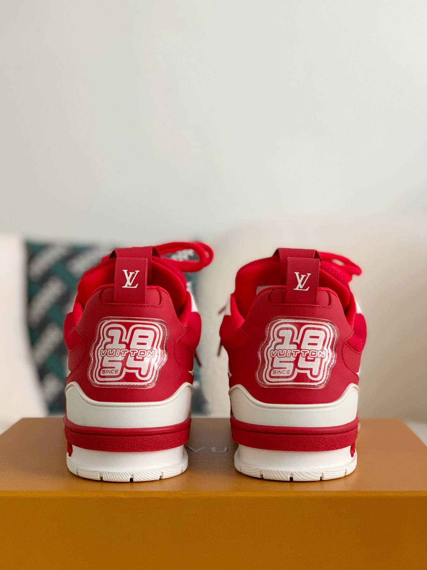 L*V RUNNER TATIC Sneakers