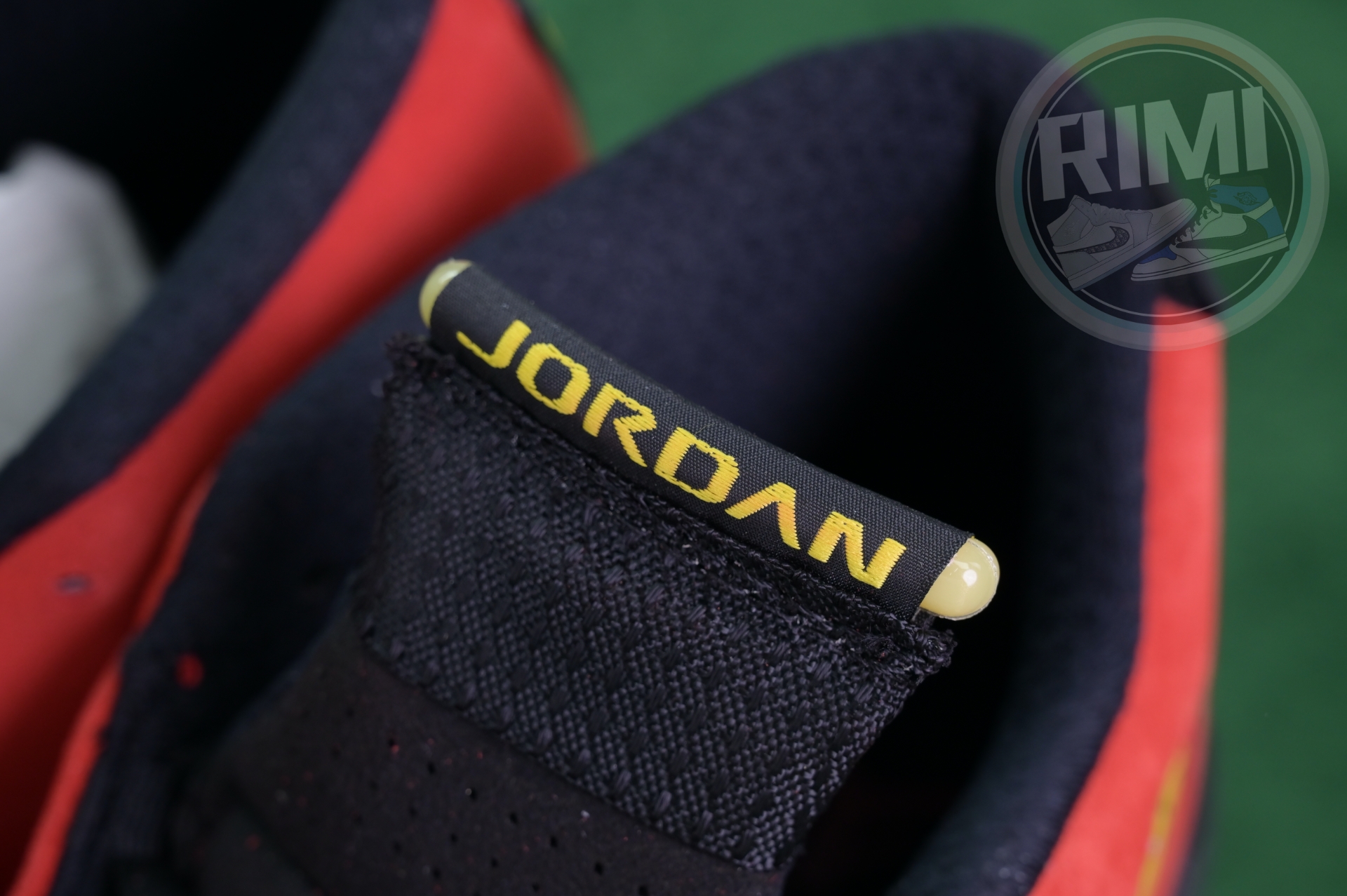 Jordan Air Jordan 14 Retro Ferrari