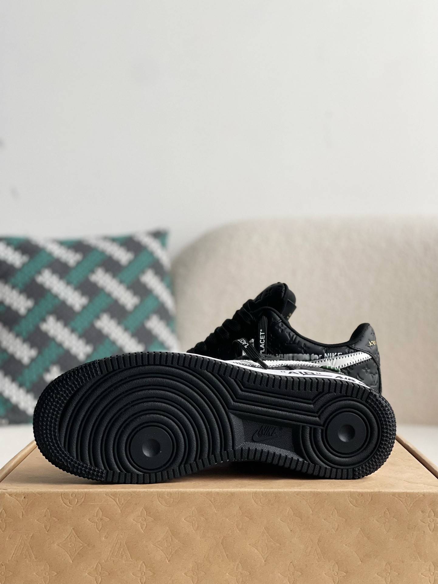 Nike x L*V Trainers Sneakers