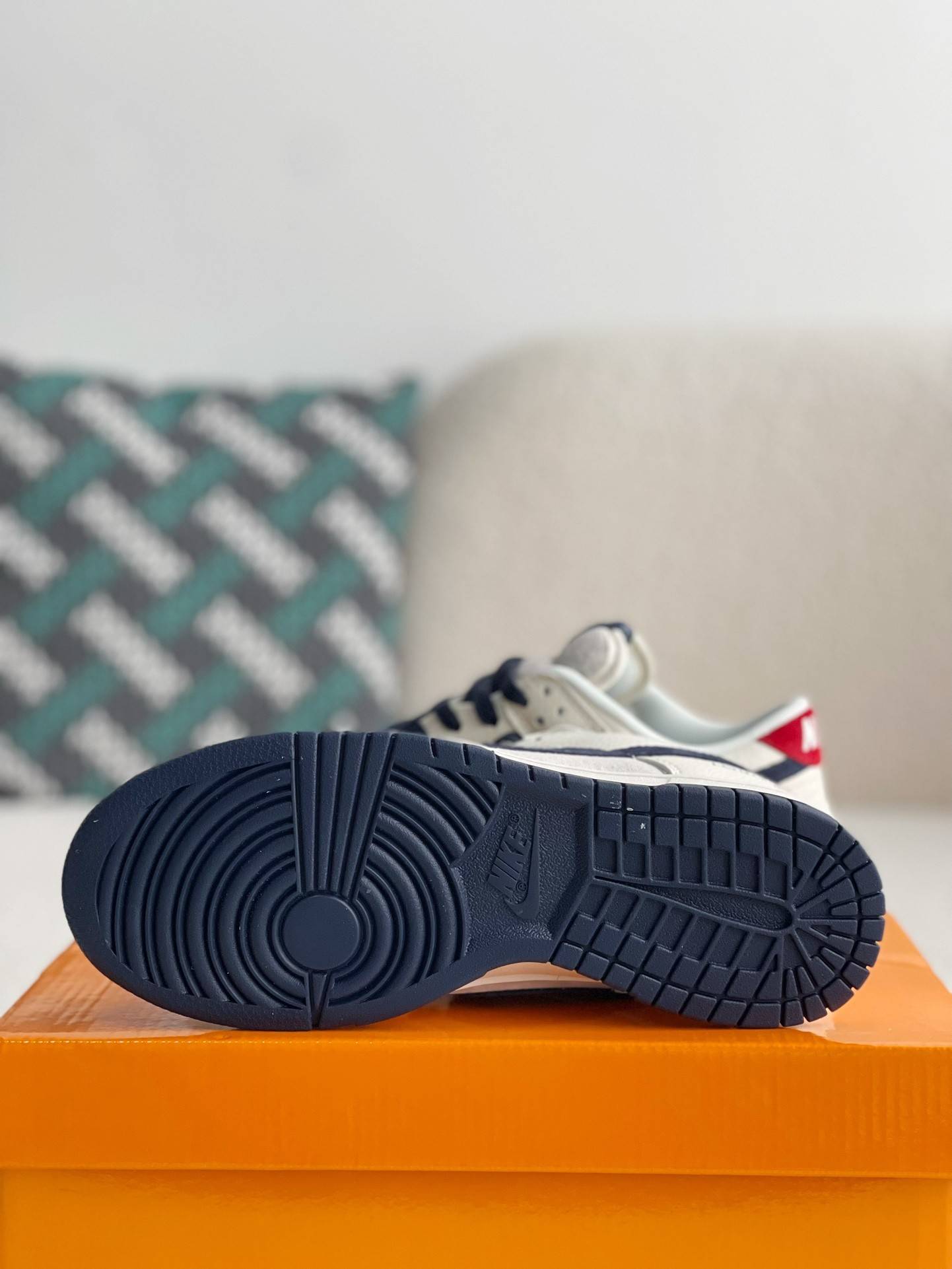 L*V x Nike Dunk Low-top board shoes