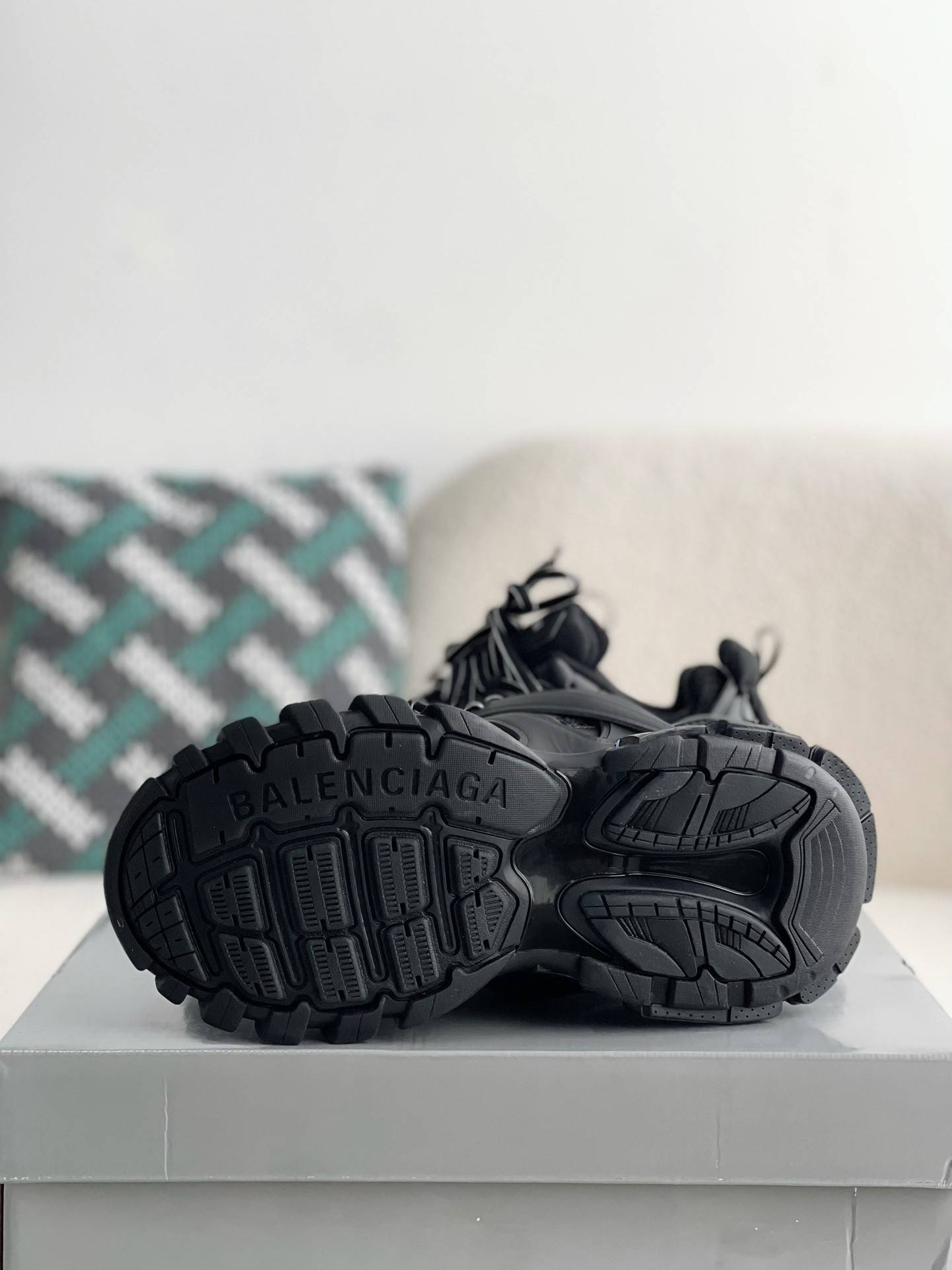 BLCG Track 1.0 track led Trainers