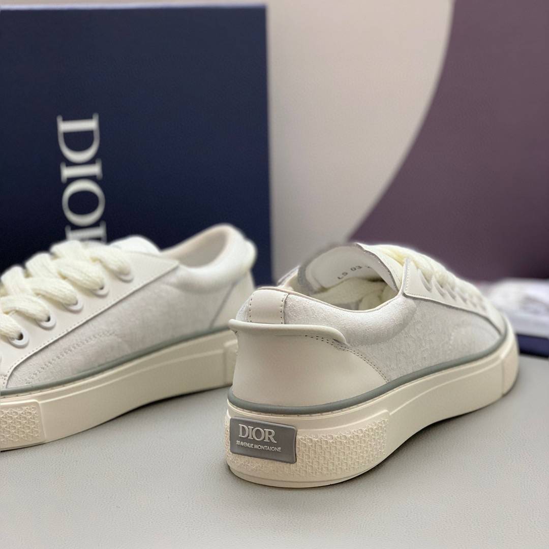 D*OR New B33 Sneaker