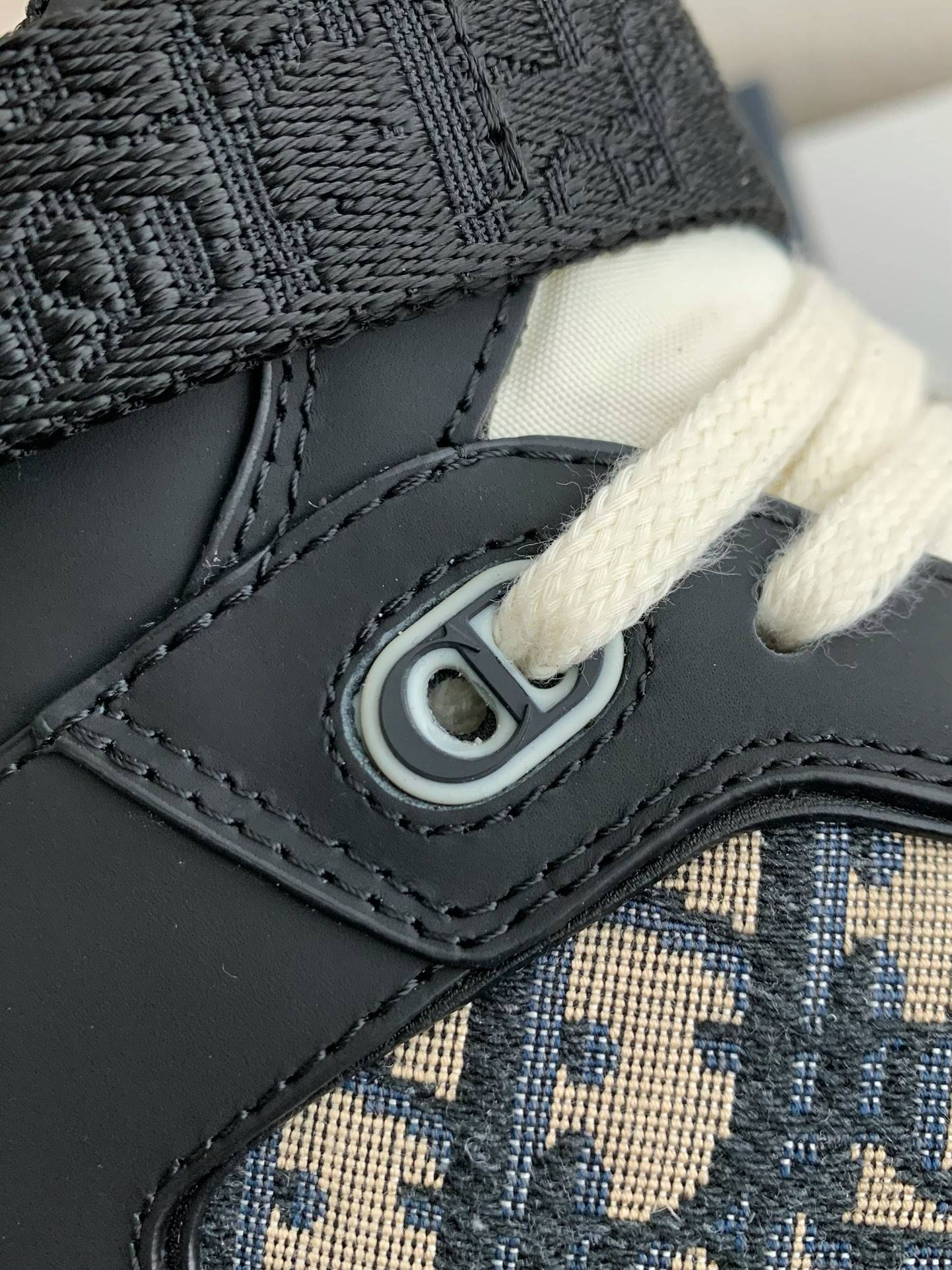 D*OR B27 High-top casual shoes