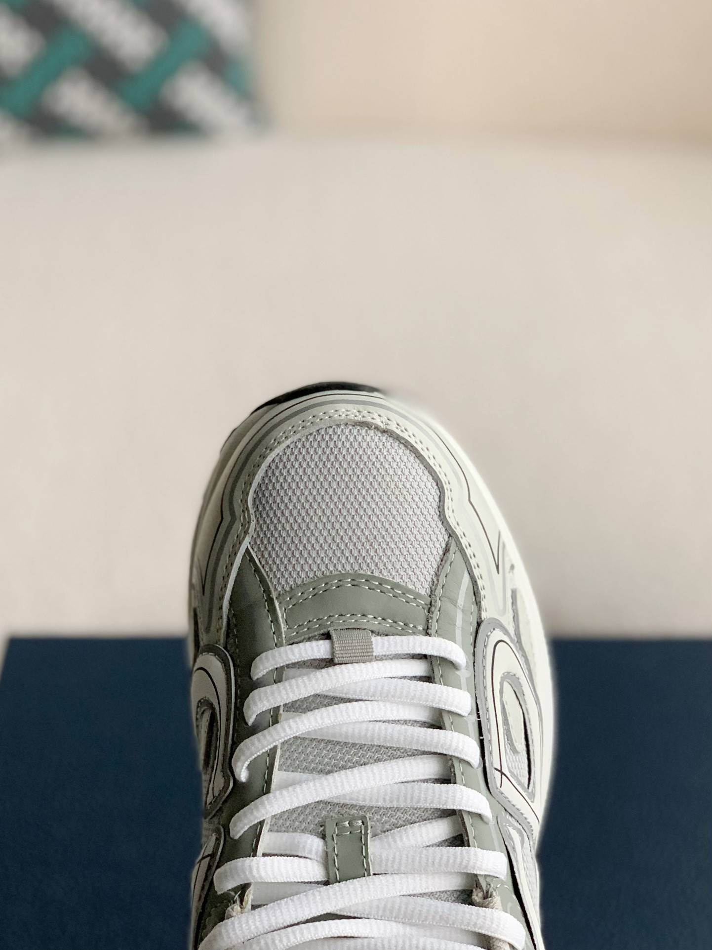 D*OR B57 New Sneaker