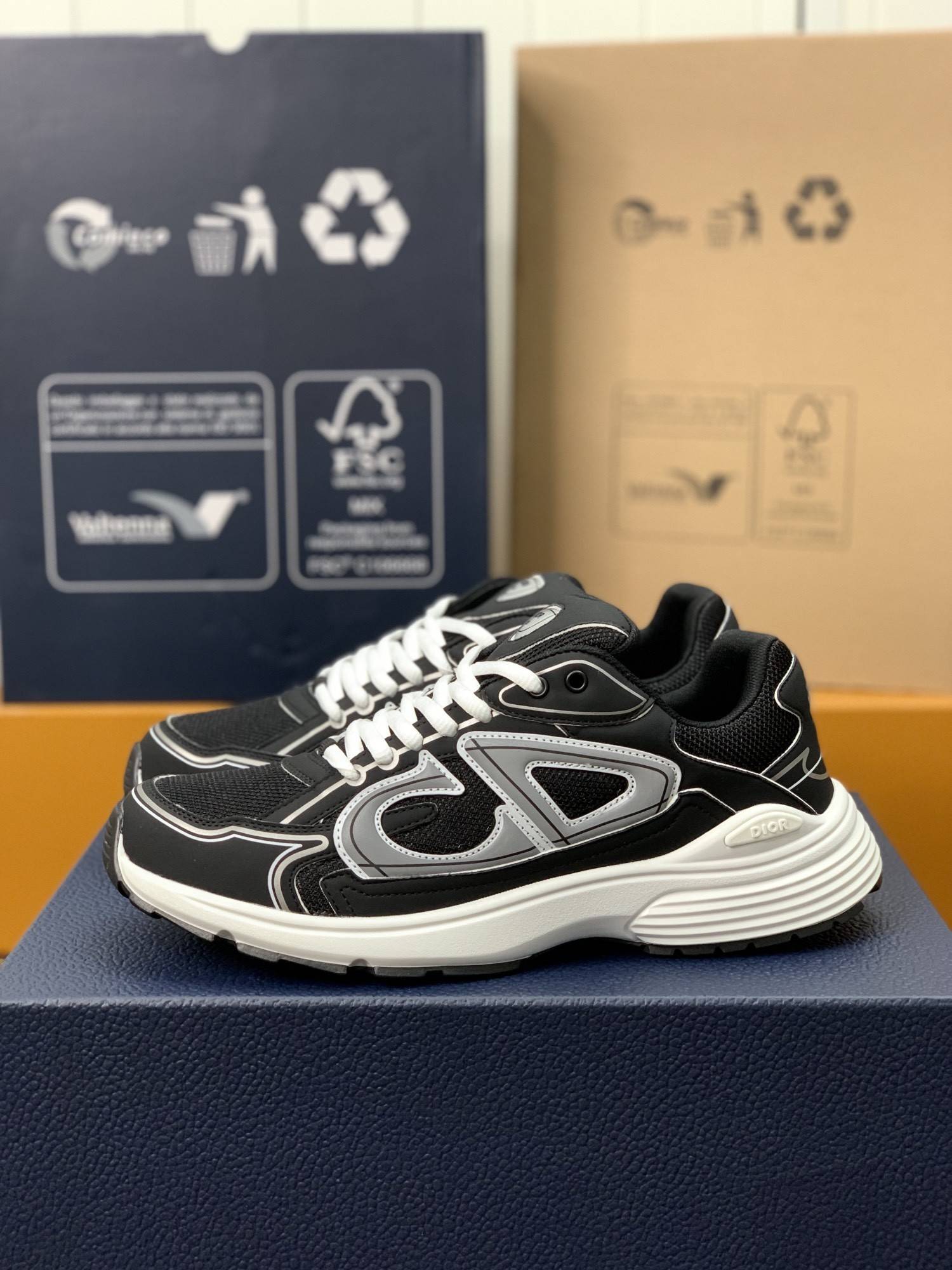 D*OR NEW ARRIVAL B30 Clunky Sneaker