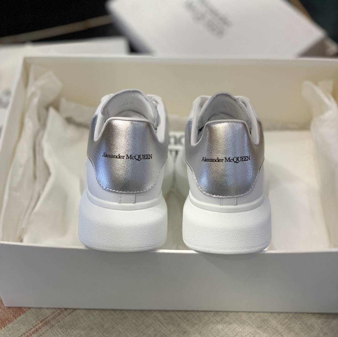 Alexander McQueen MQ siL*Very cowhide tail Sneakers