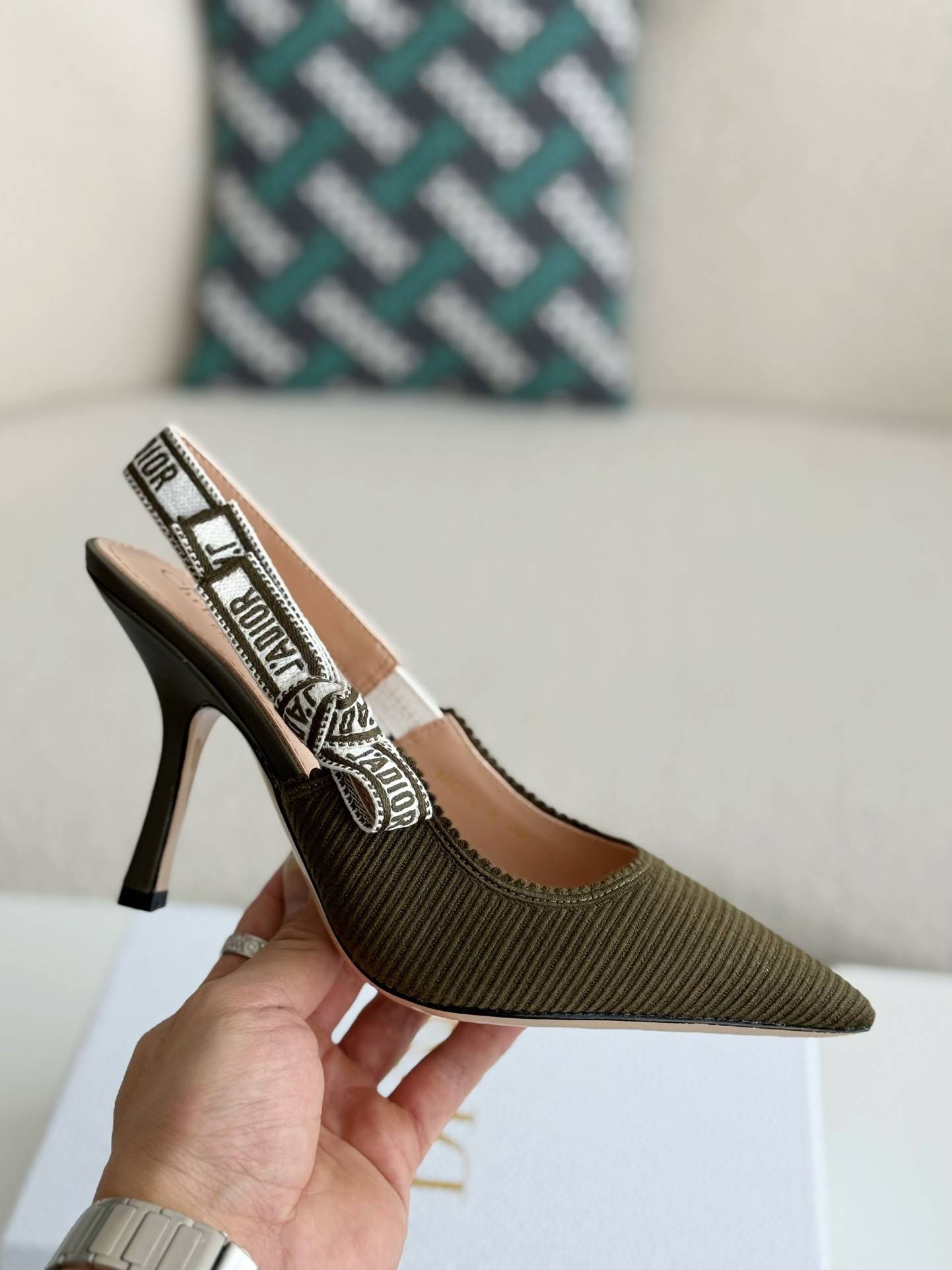 D*OR Pointed toe slingback high heels 6.5cm