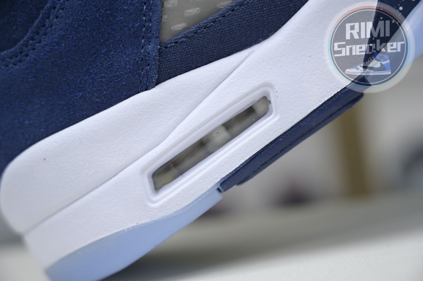 Jordan 5 Retro Georgetown FD6812-400