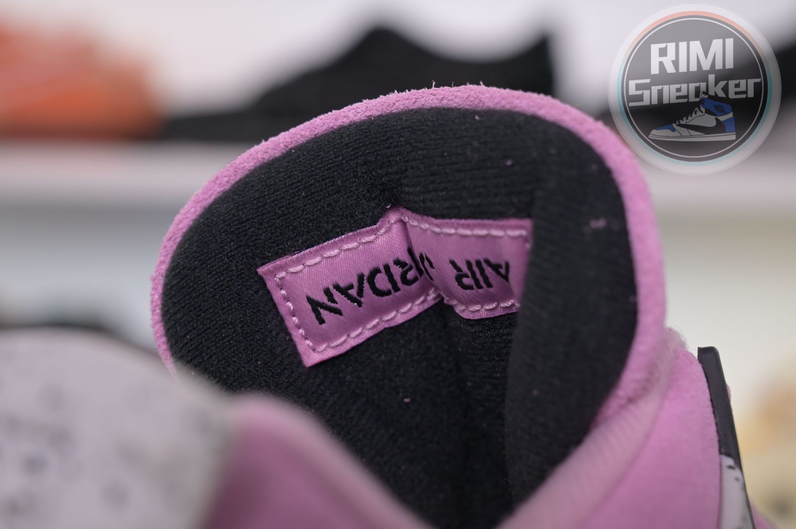 Jordan Air Jordan 4“Orchid”