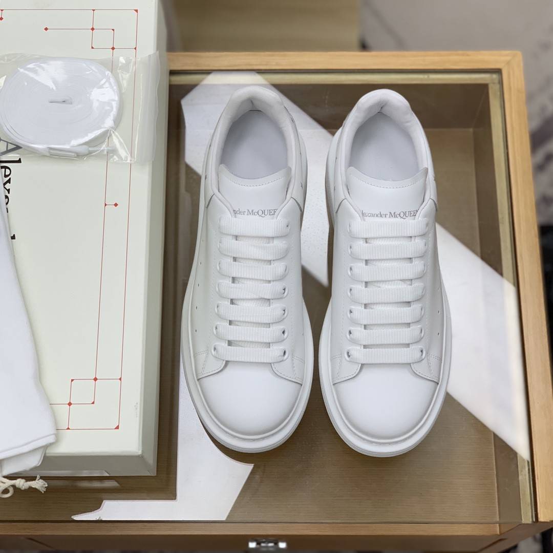 Alexander McQueen MQ SiL*Ver Flying Swallow tail Sneakers