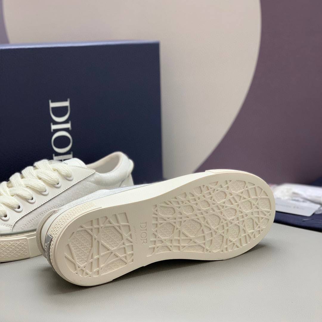 D*OR New B33 Sneaker
