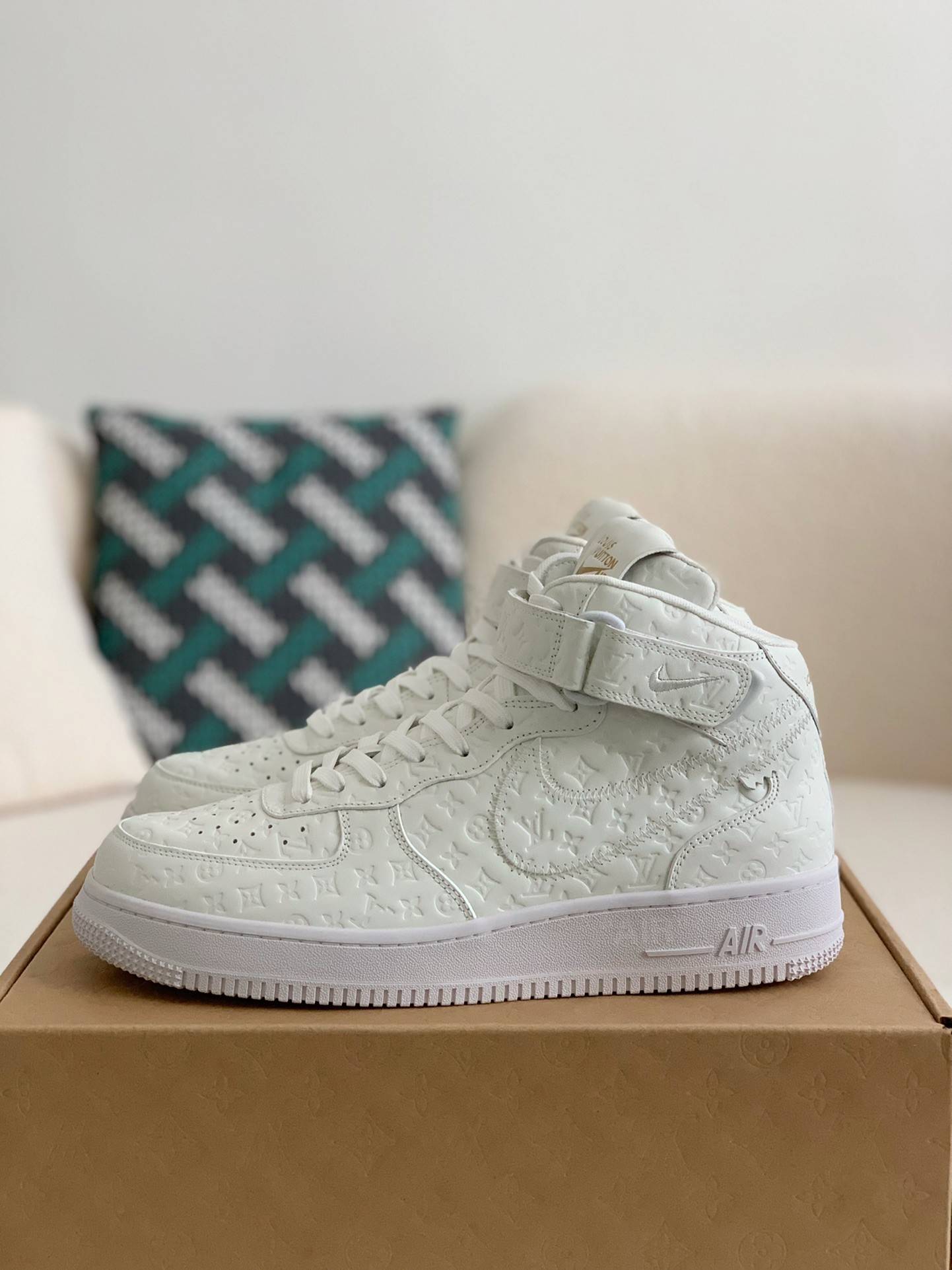 L*V x Nike Air Force 1 High