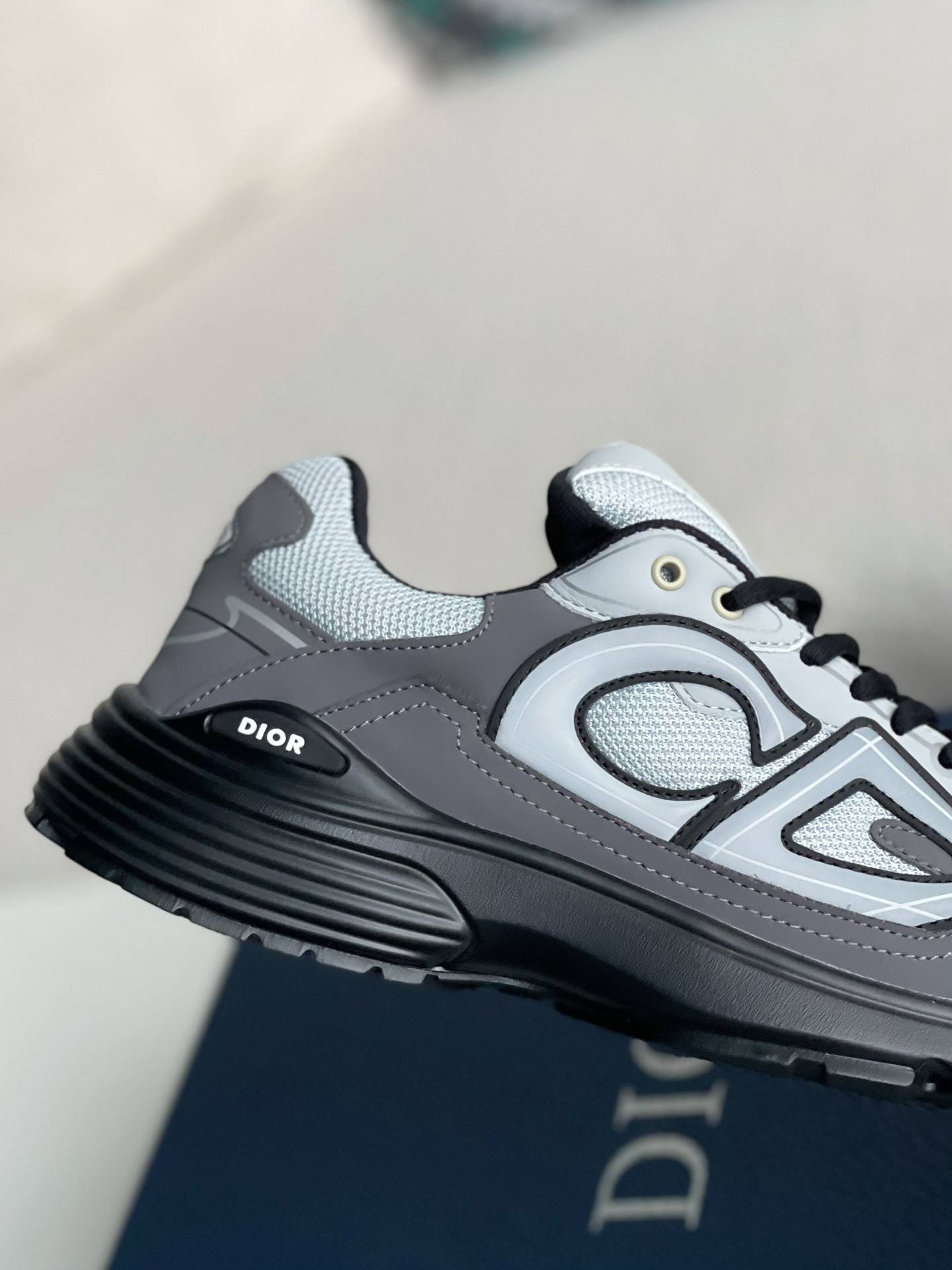 D*OR NEW ARRIVAL B30 Clunky Sneaker