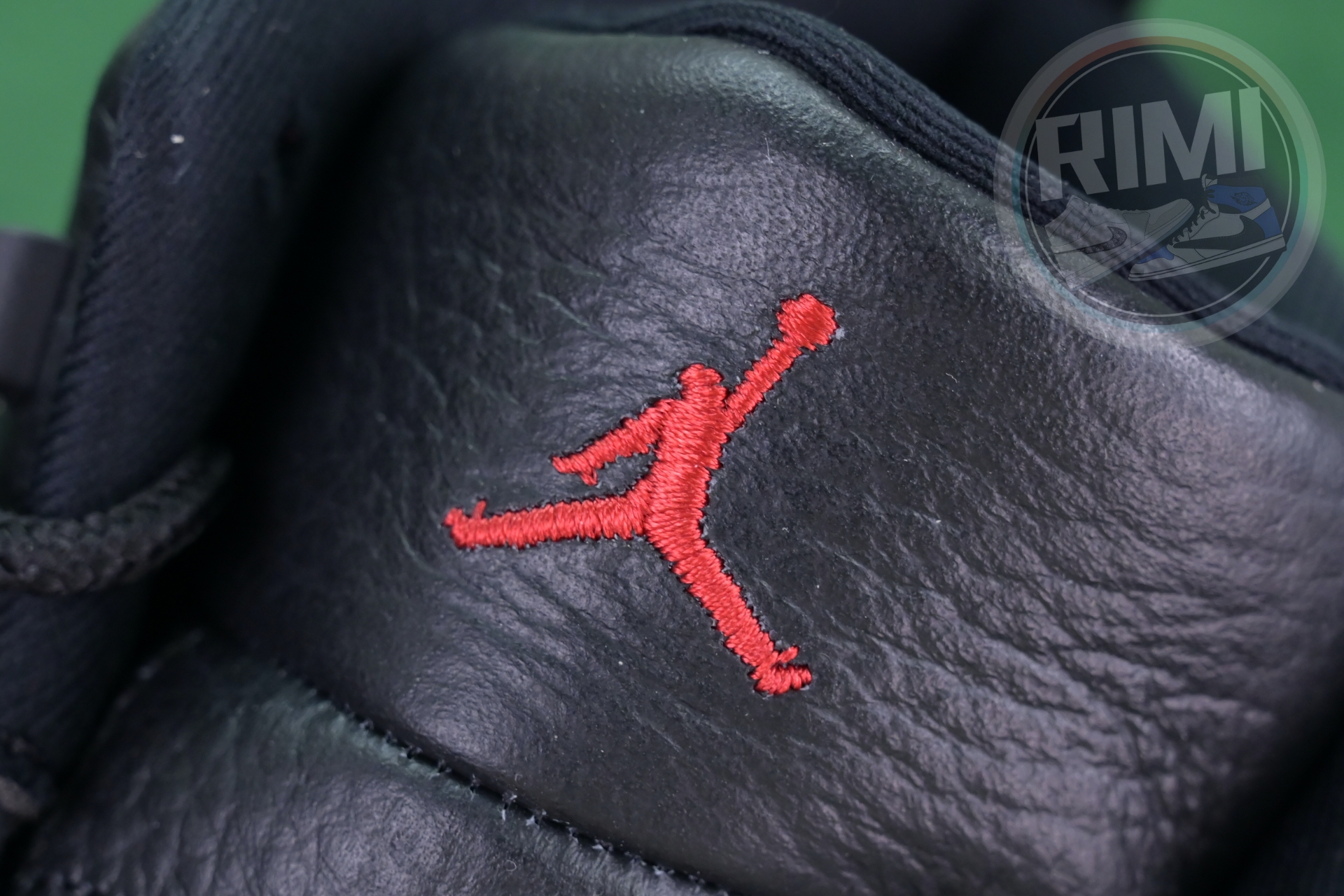 Air Jordan 12 Flu Game 2025 CT8013 002