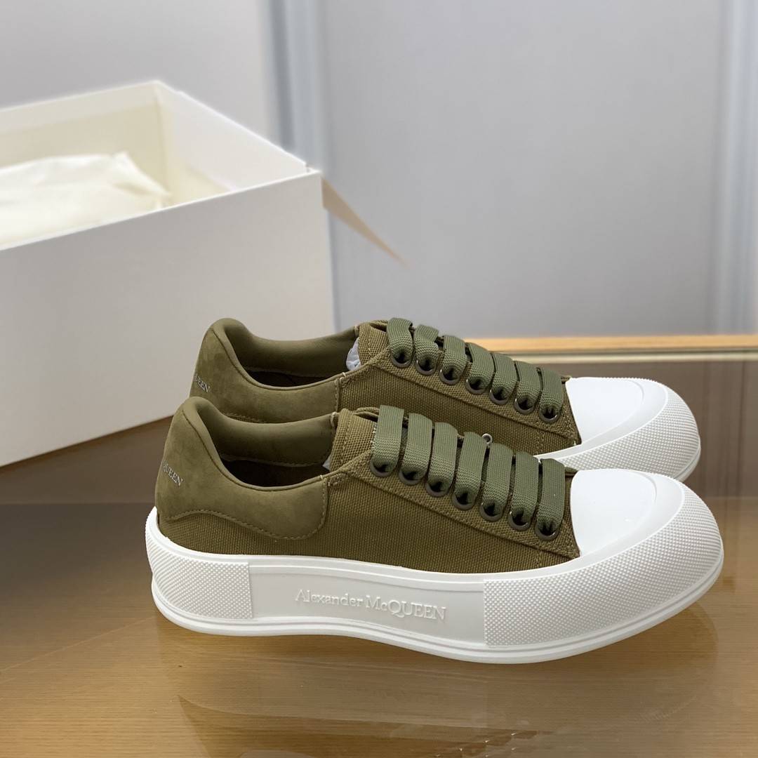 Alexander McQueen MQ olive green veL*Vet tail Sneakers
