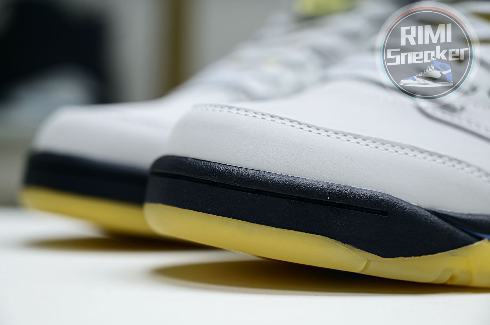 Jordan 5 Retro A Ma Maniére Dawn FZ5758-004