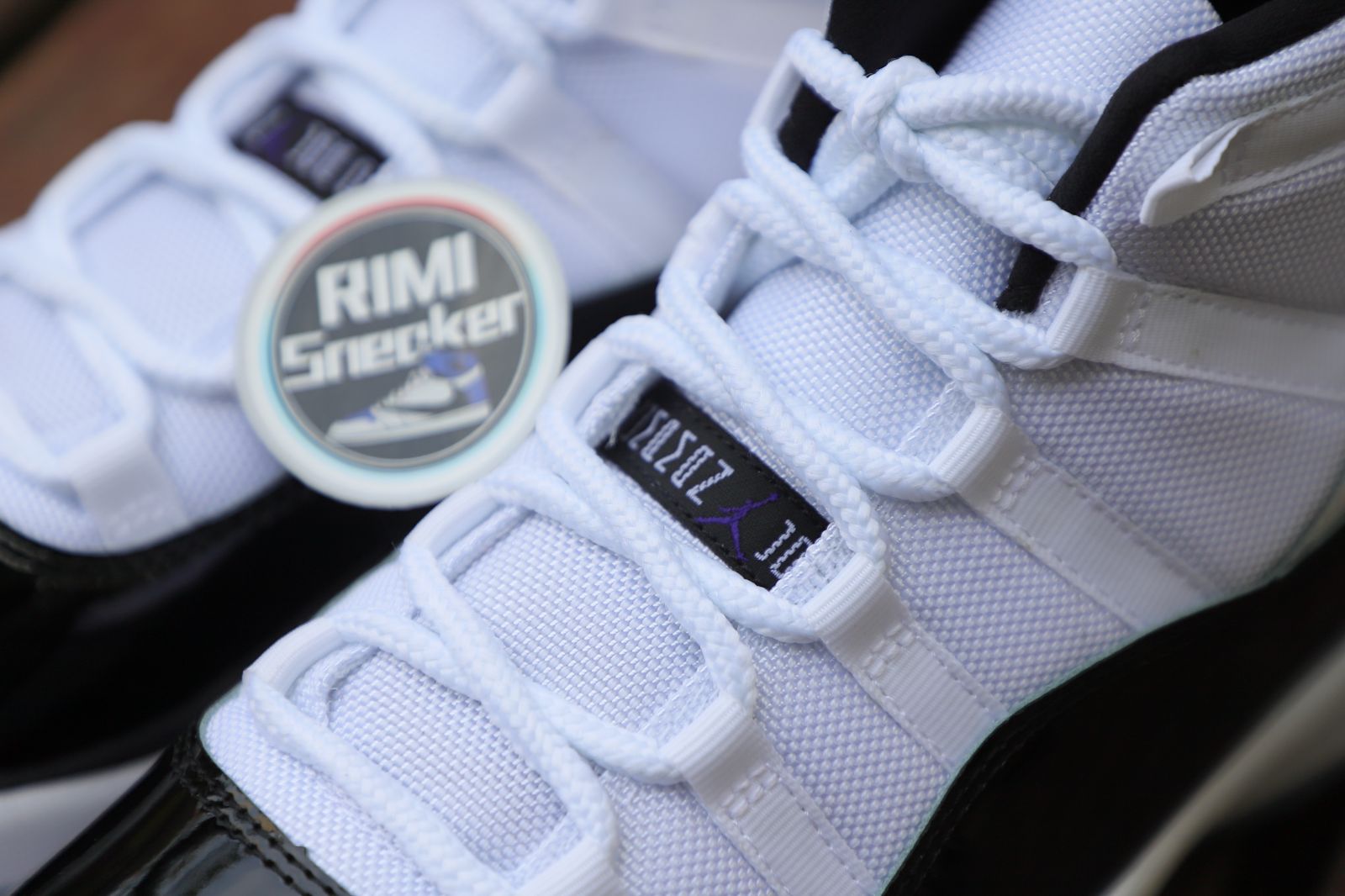 Jordan 11 Retro Concord (2018) 378037-100