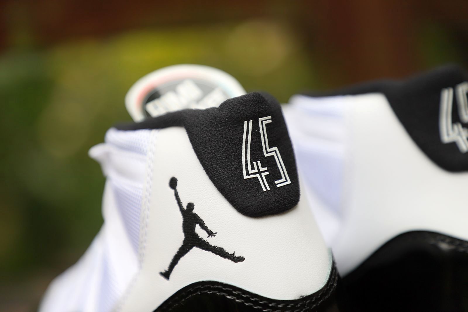 Jordan 11 Retro Concord (2018) 378037-100
