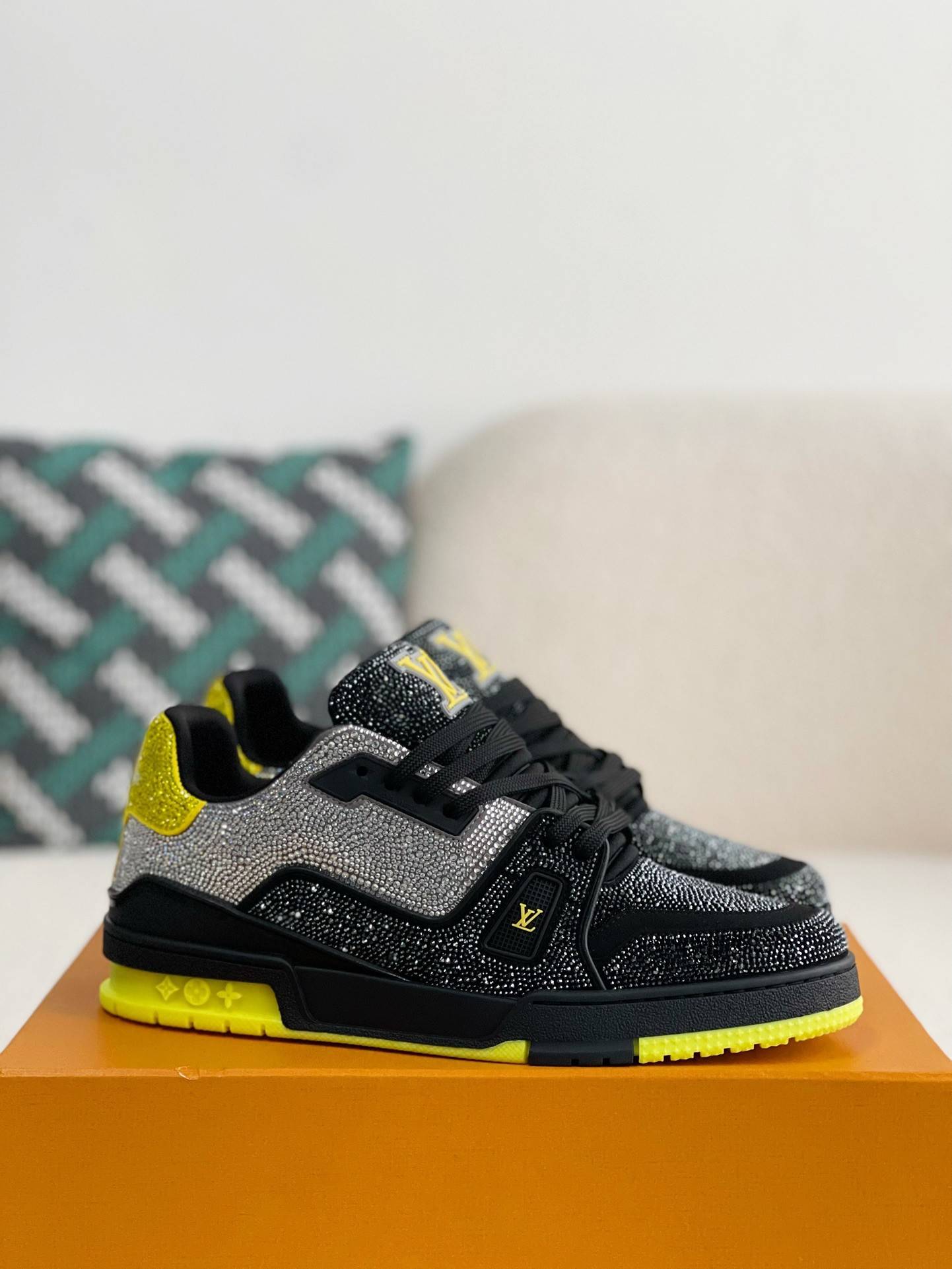 L*V Trainers Sneakers