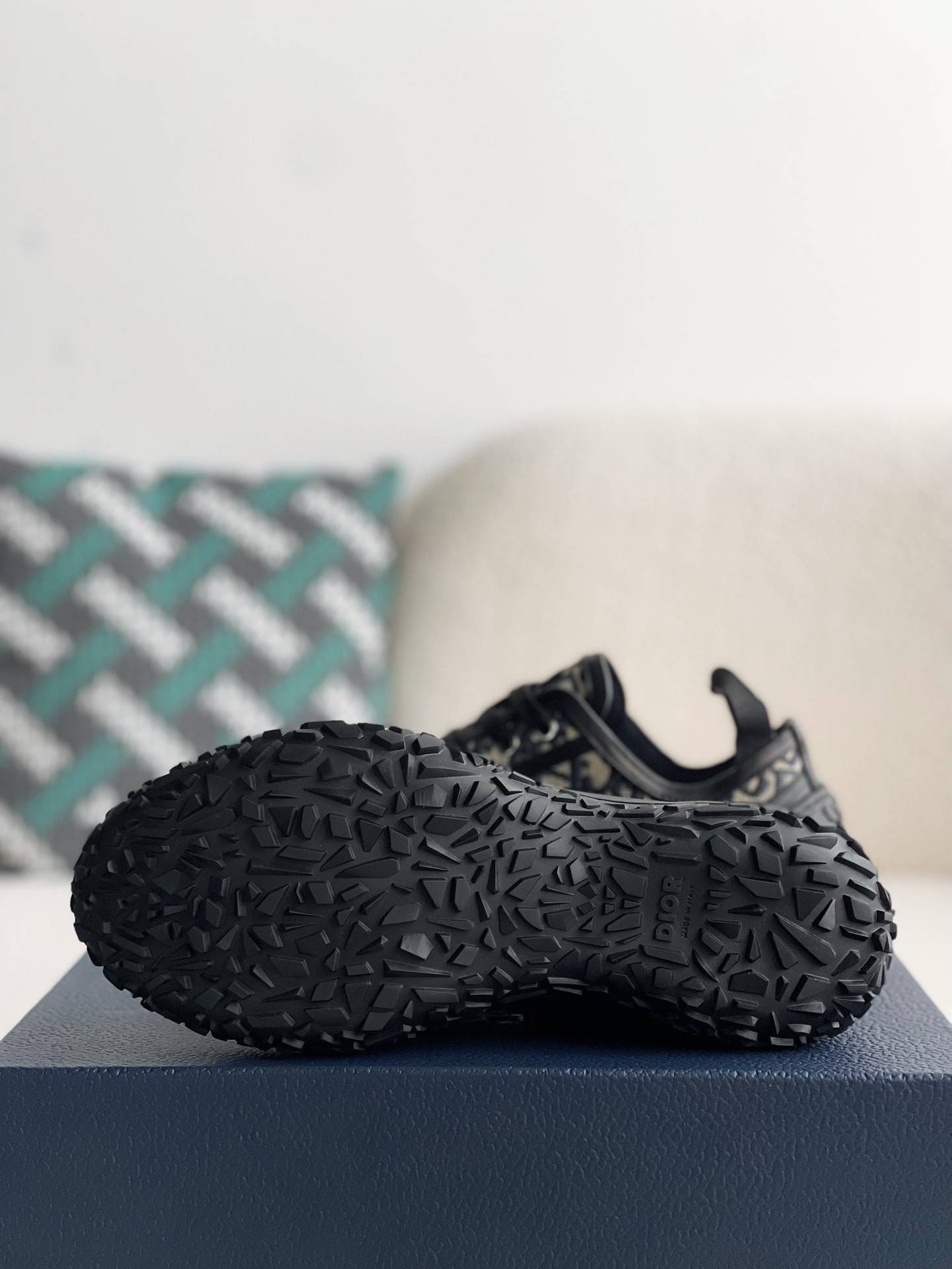 D*OR B28 low-top sneakers