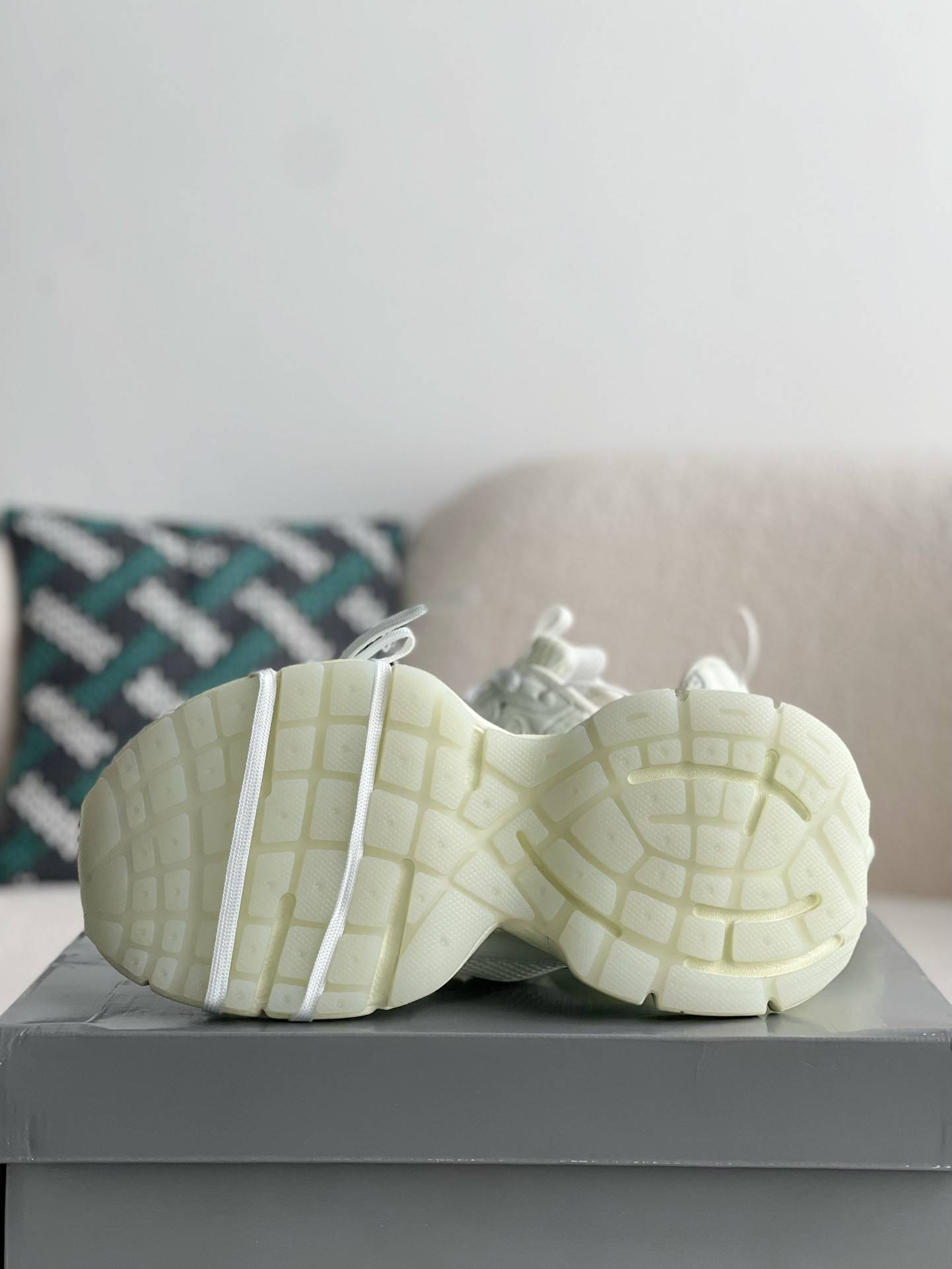 BLCG Runner Sneakers