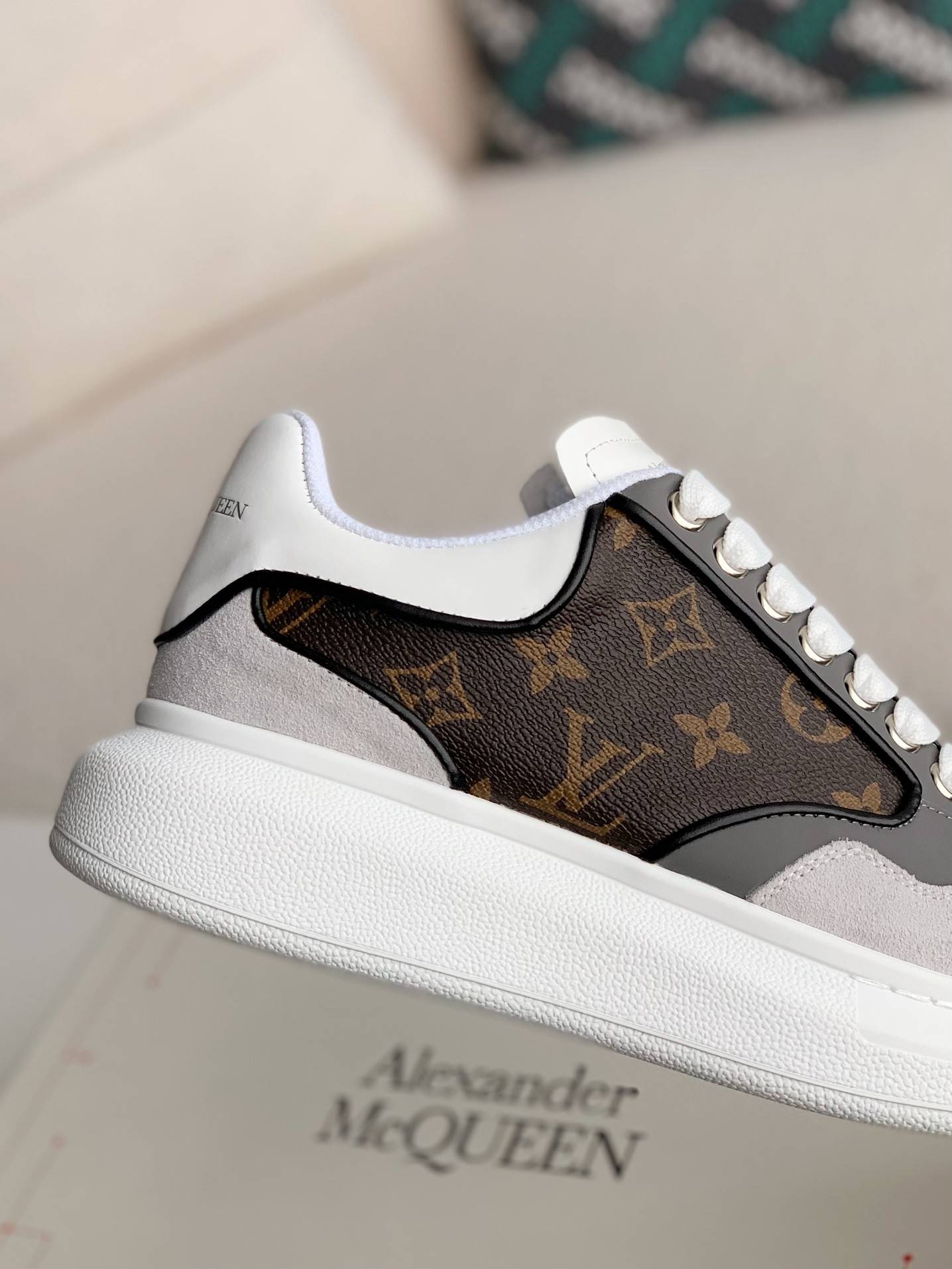 Alexander McQueen x L*V versatile Sneakers