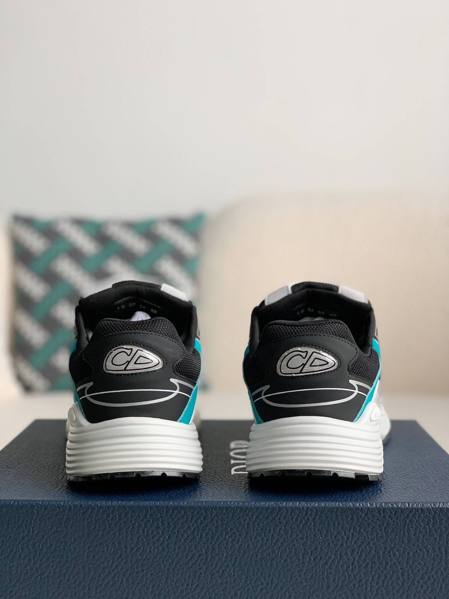 D*OR NEW ARRIVAL B30 Clunky Sneaker