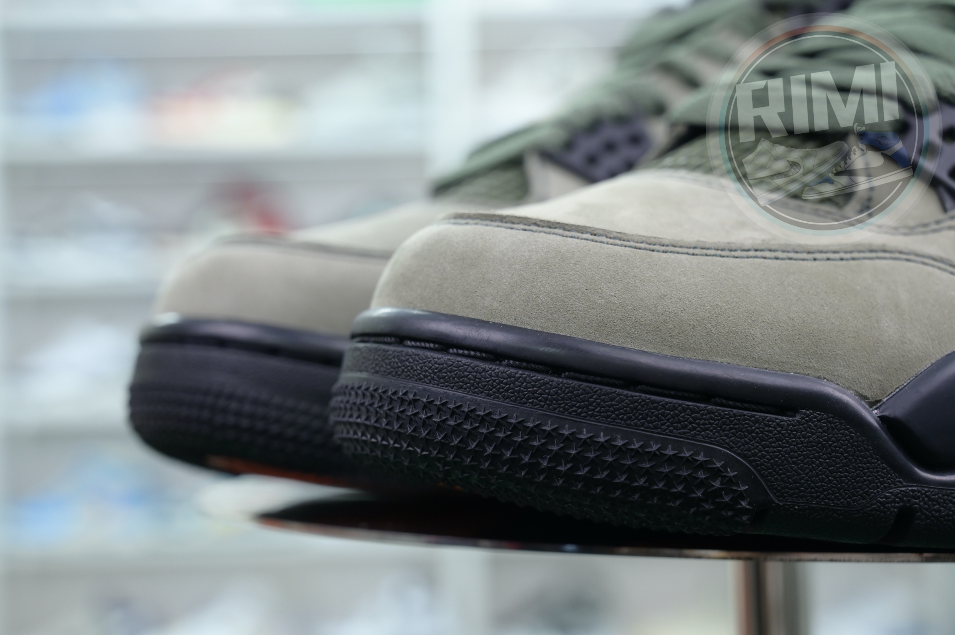 UNDEFEATED x Jordan Air Jordan 4 Retro UNDFTD