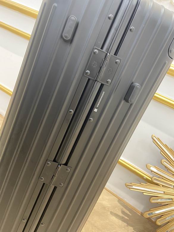 RIMOWA Aluminum Alloy Boutique original 925 series black high-end anodized aluminum 21 inches