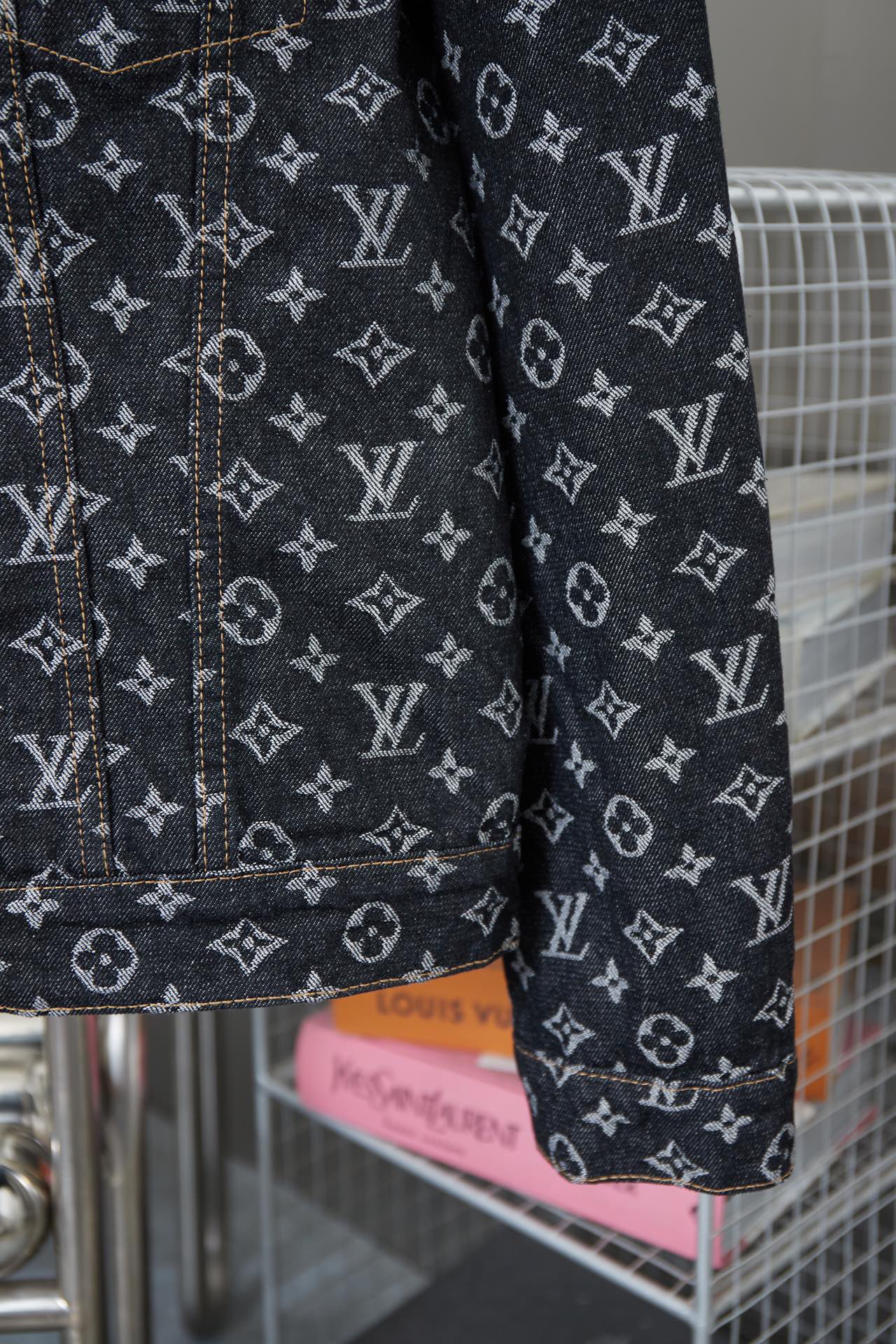 L*V x  FA  Monogram