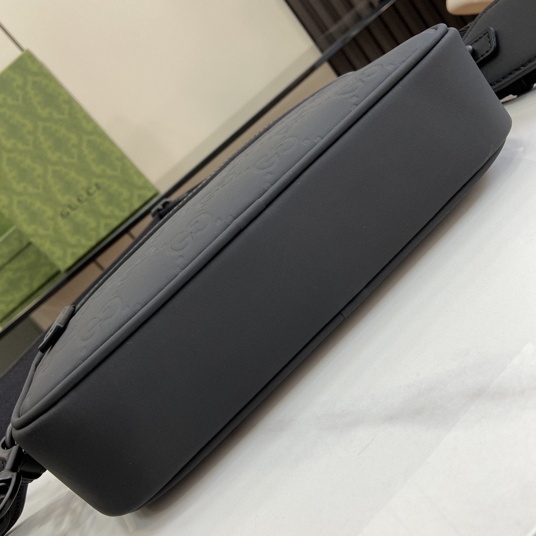 G*u*i crossbody bags a range of men