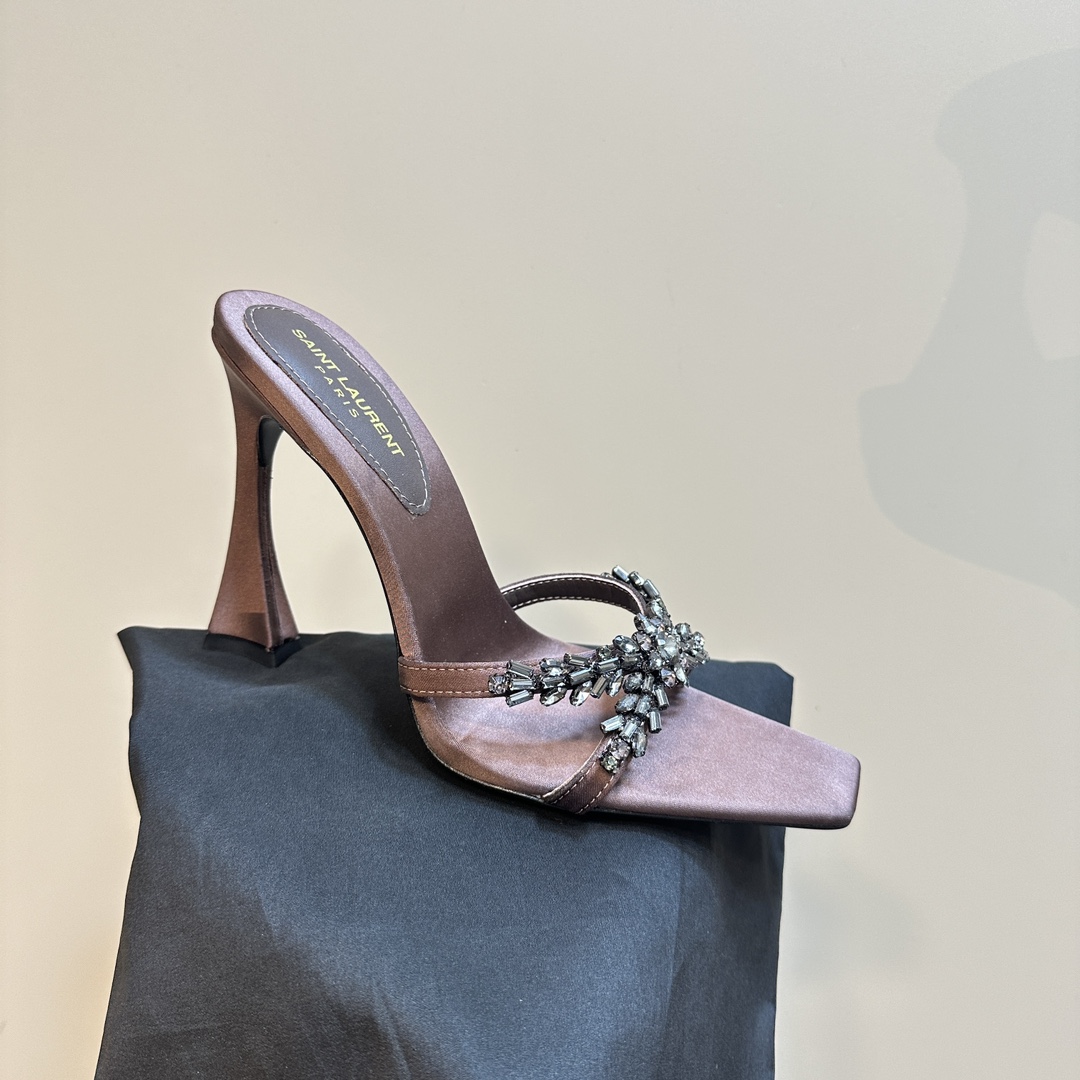 YSL 25ss/Spring and Summer New Runway Style Large Rhinestone High Heels Heel Height: 10.5cm Sandals Size: 35-39 (40 can be customized and not returned)