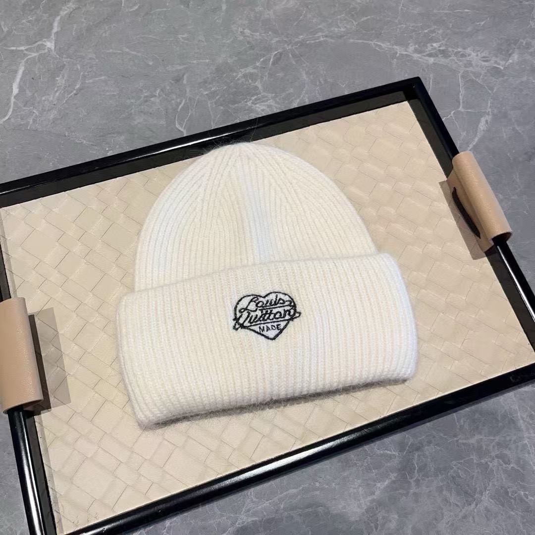 [#4093] Louis Vuitton autumn and wi nter new knitted hat