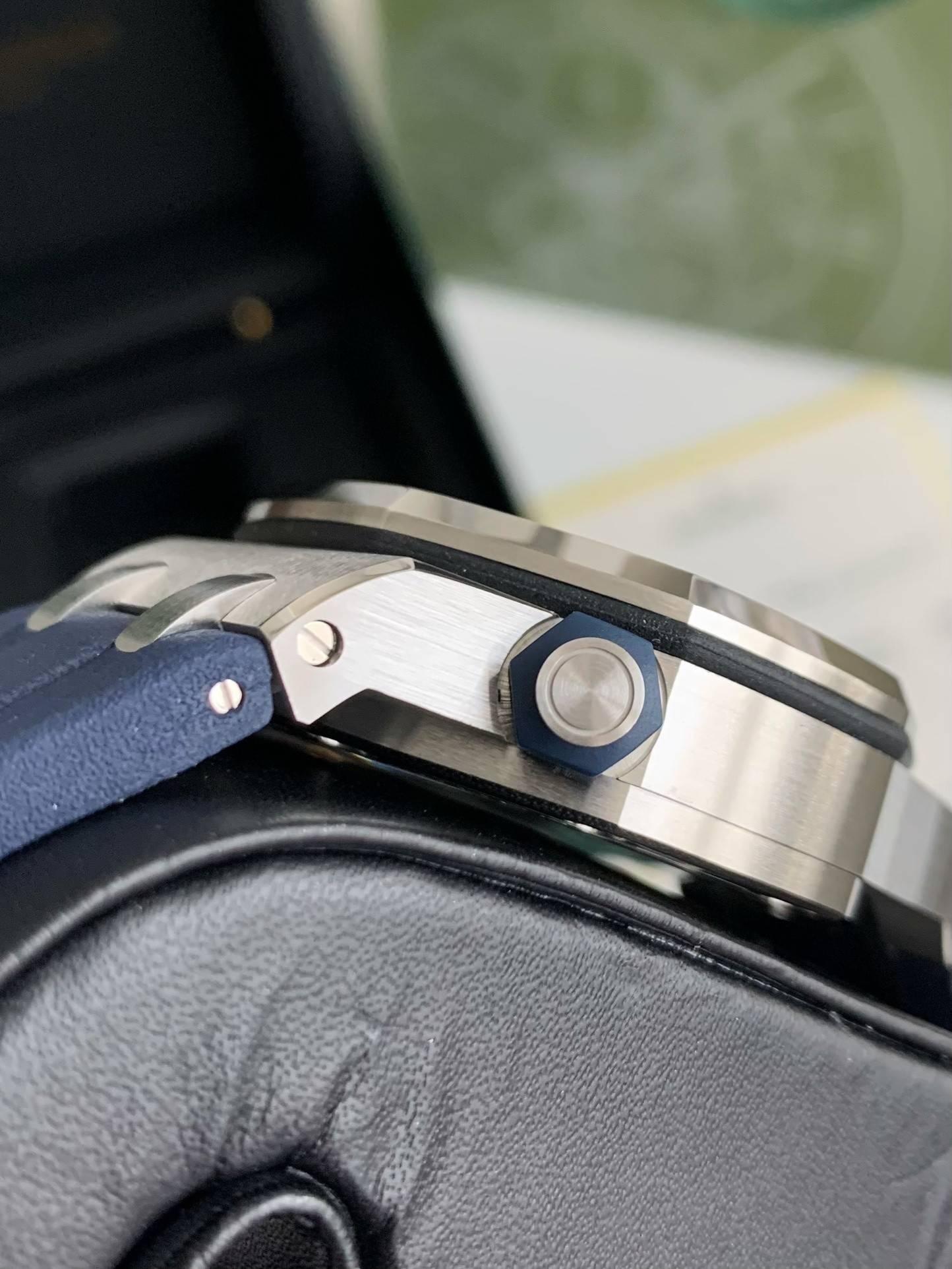 Audemars Piguet Royal Oak Offshore series mechanical men’s Watch V 8 version, Color series