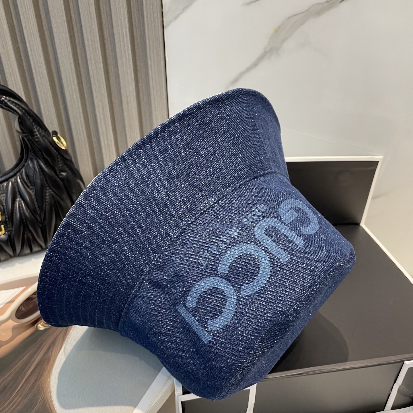 [#4996] G*u*i hat bucket hat