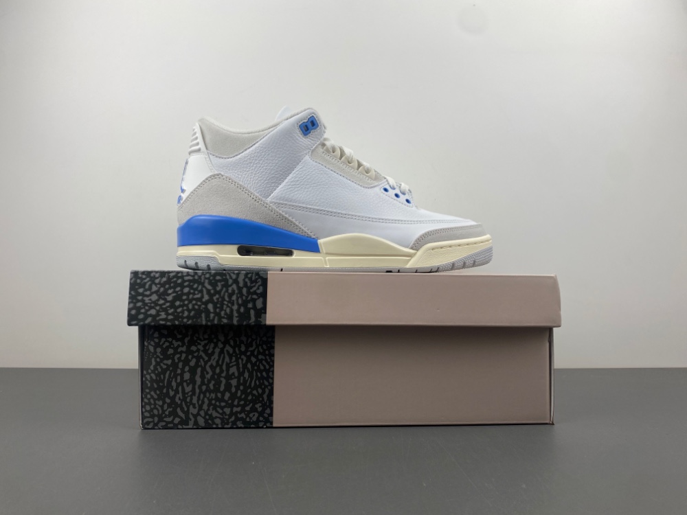 Air Jordan 3 “Lucky Shorts” UNC  CT8532-101