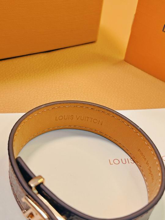 LV Brand letter logo bracelet