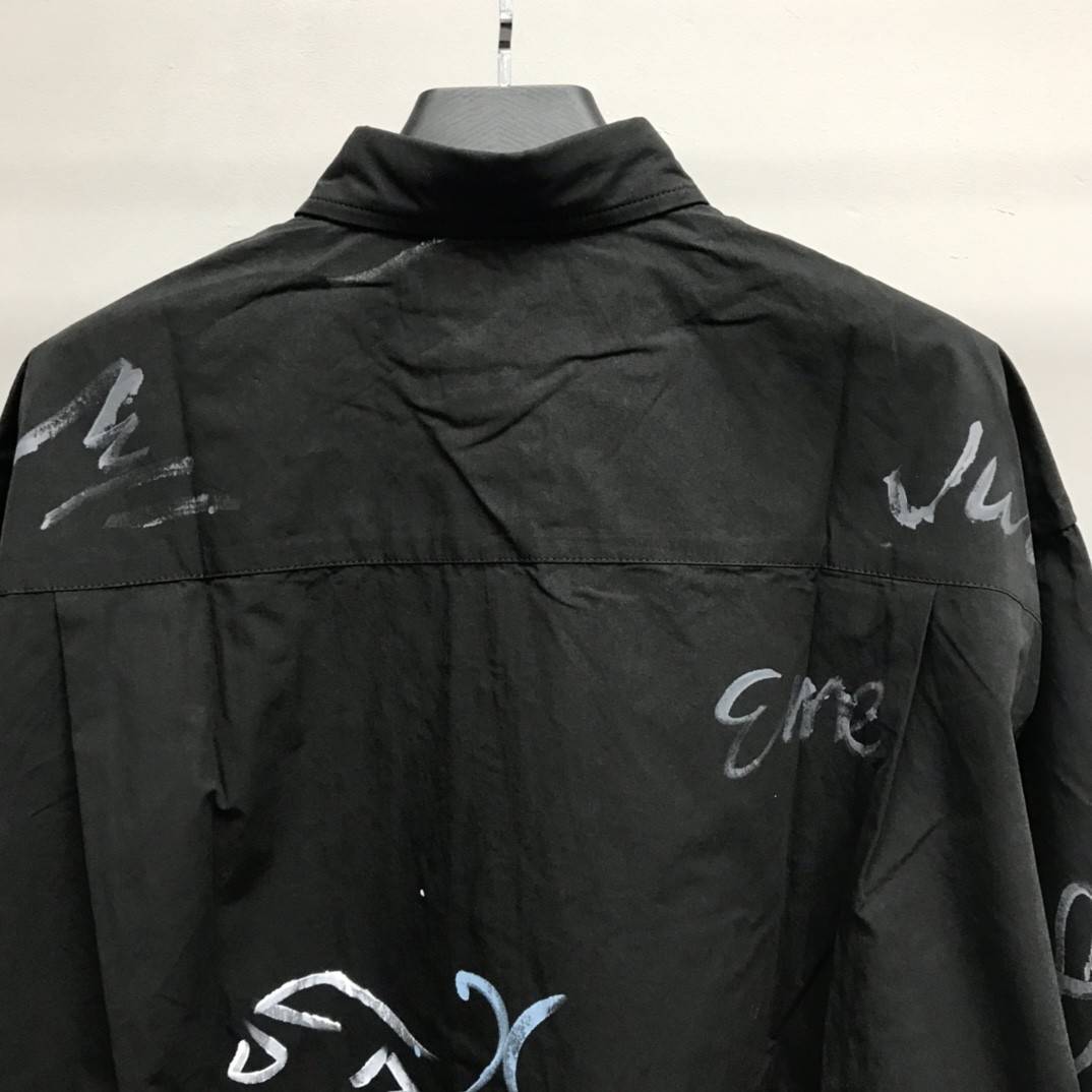 Balenciaga BLCG graffiti long-sleeved shirt