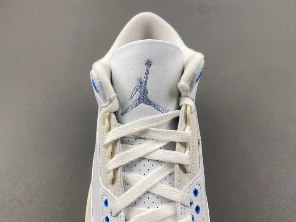 Air Jordan 3 “Lucky Shorts” UNC  CT8532-101