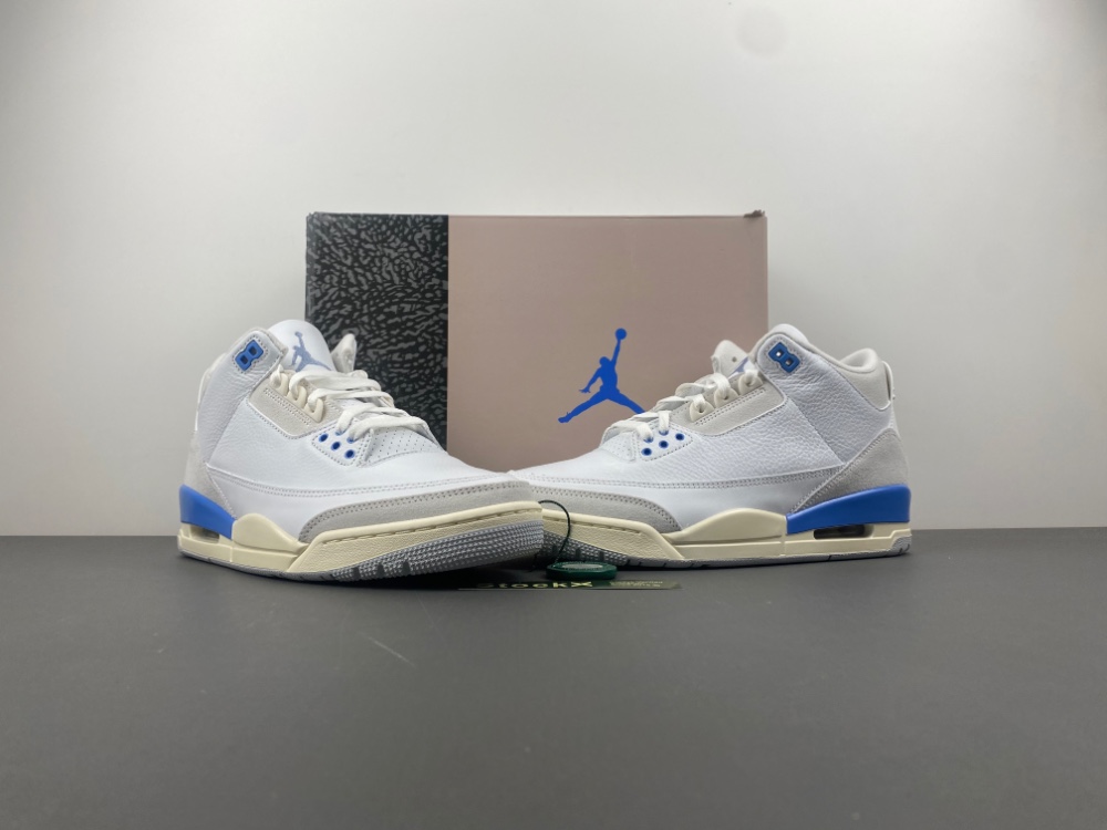 Air Jordan 3 “Lucky Shorts” UNC  CT8532-101