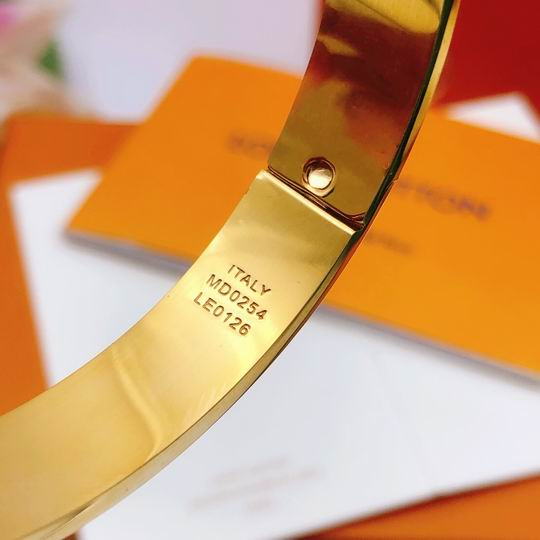 LV Bracelet 02lyh1035 2775874