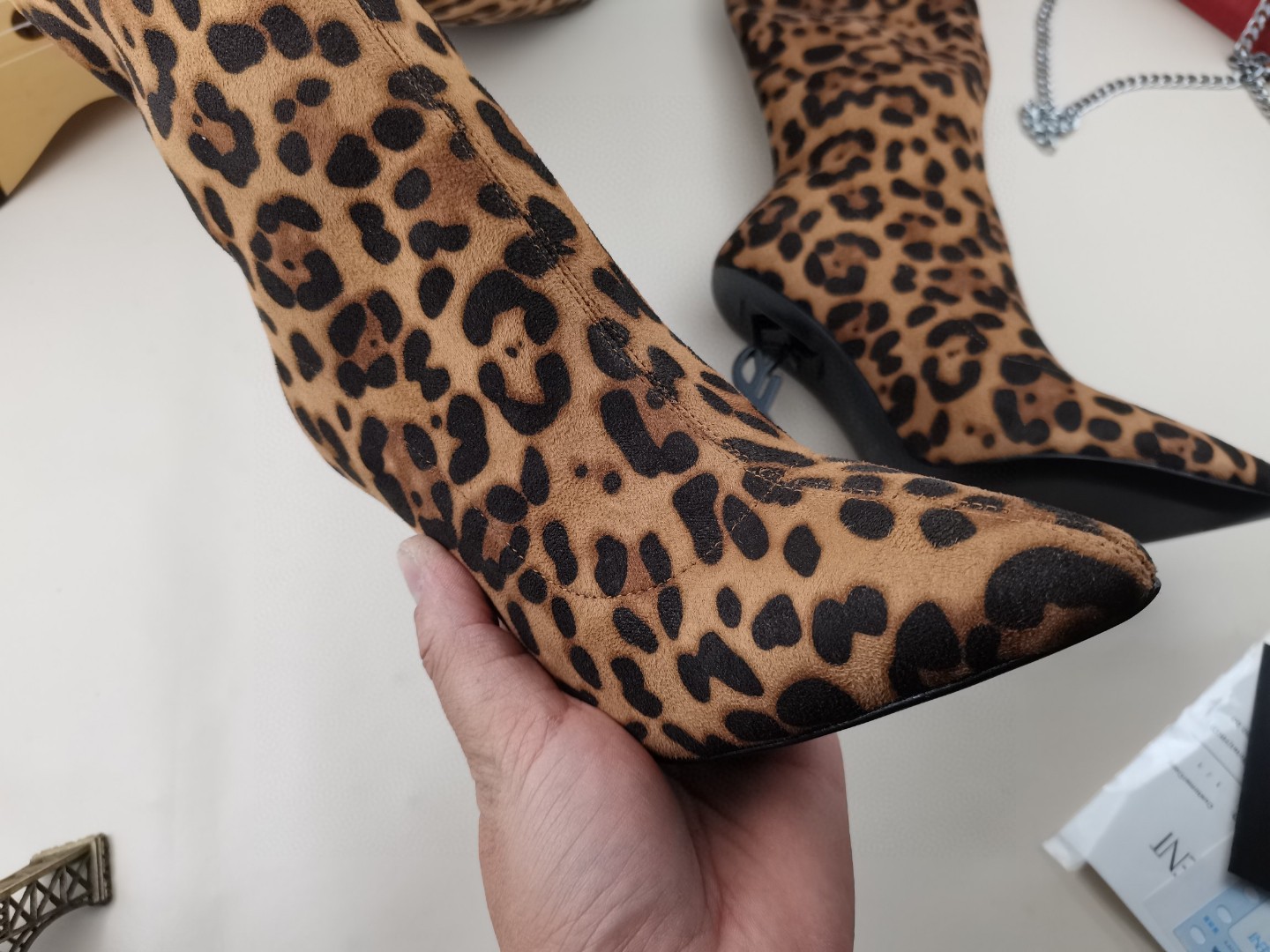 YSL classic letter metal heel 22-inch boots, elastic boots Heel height: 10.5CM Size: 35-42 (41.42 custom-made, no return or exchange)